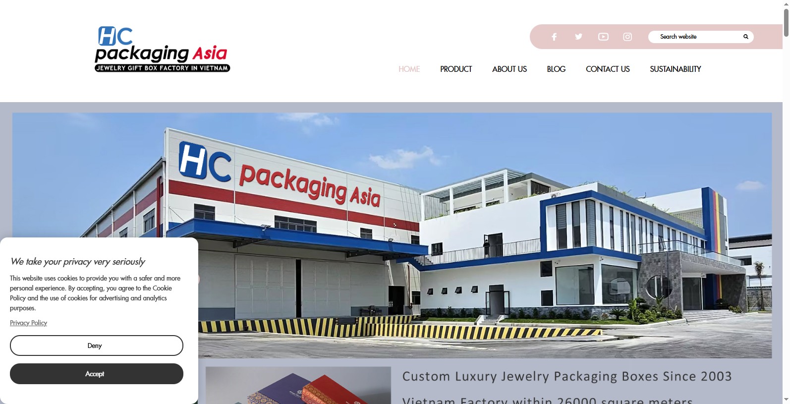 Unified Packaging headquarted in Denver, Colorado is an industry leader in high-end rigid setup boxes.