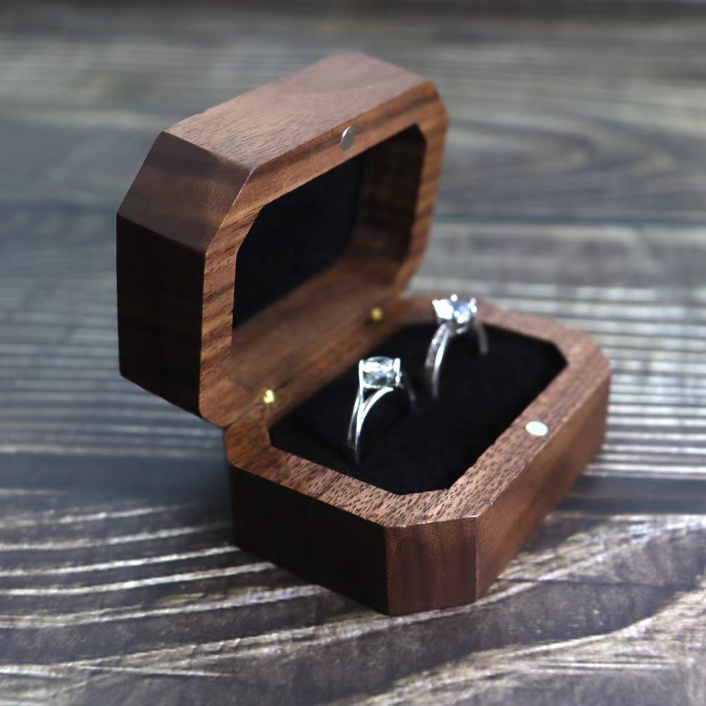 Veľkoobchod Retro Octagon Walnut double Ring box Úložný box na šperky z Číny