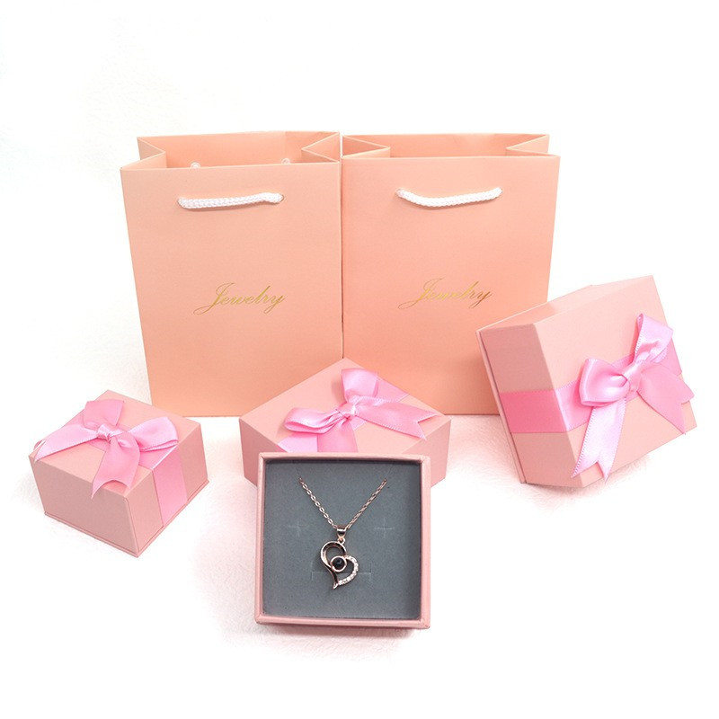 Tagagawa Simple Style Customized Logo Paperboard Bow Tie Alahas Packaging Gift Box na May Handle Bag (13)