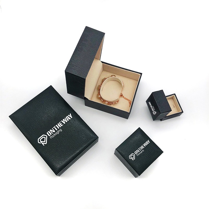 leatherette-luxury-jewelry-packaging-box