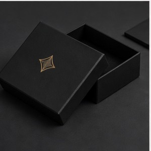 05-logo-paper-jewelry-boxes