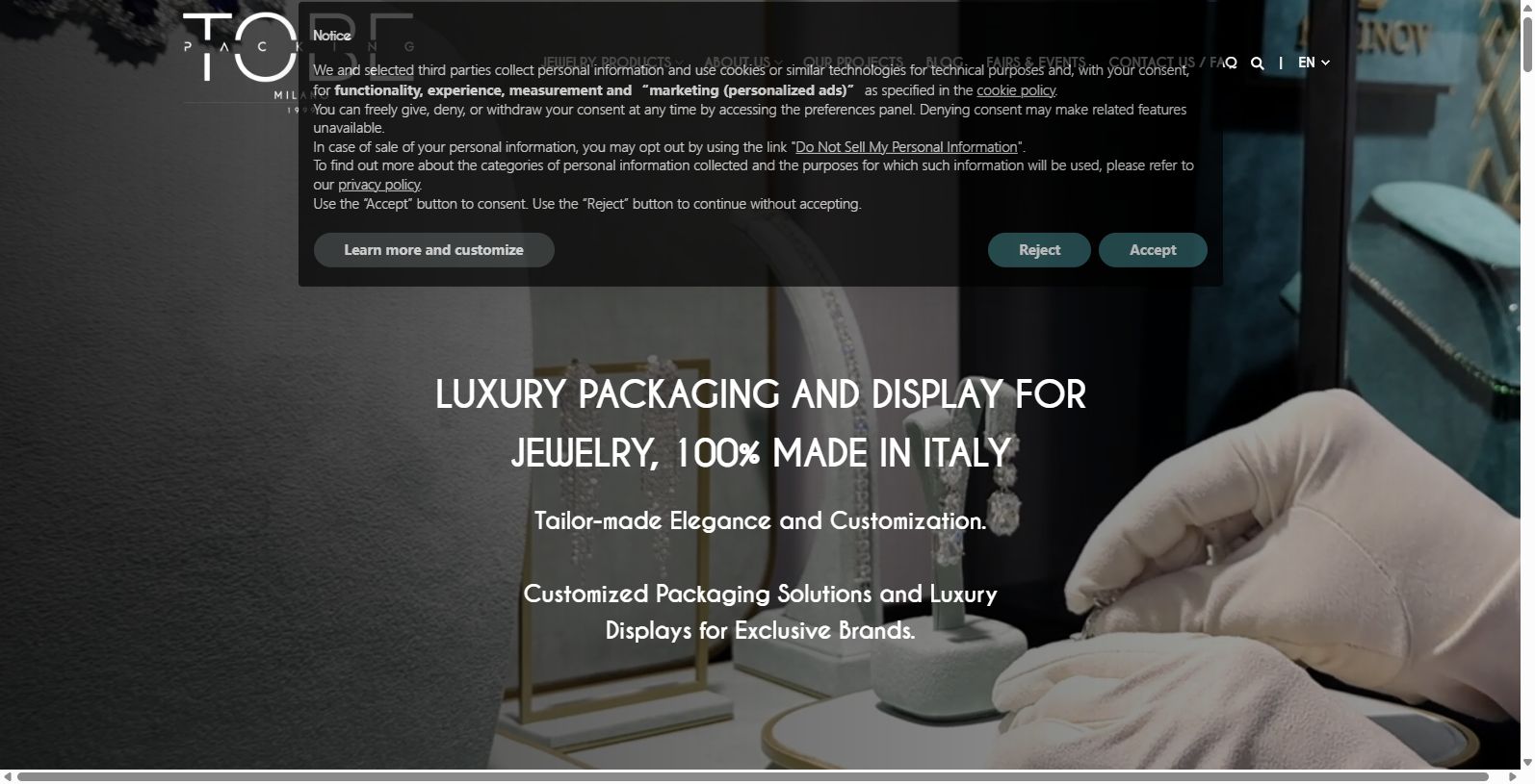 Born in 1999 in Comun Nuovo, Italy, To Be Packing is a world famous jewelry box factory which delivers luxury packaging, combining traditional and innovative design based on a constant research in materials and production processes.