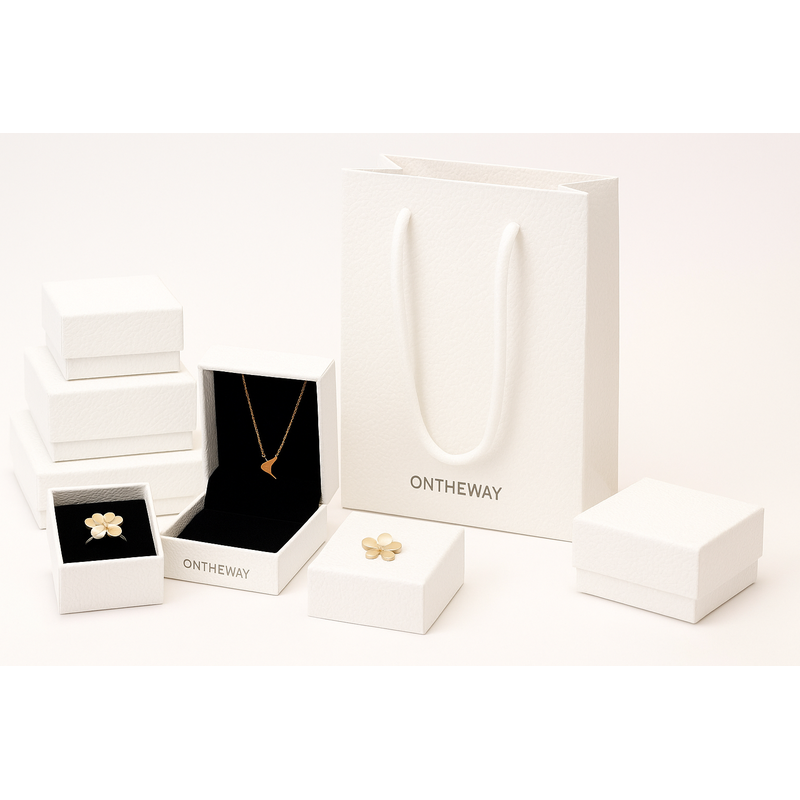 For jewelers who pursue brand uniqueness and high-end feeling, customized jewelry gift boxes are an indispensable choice.