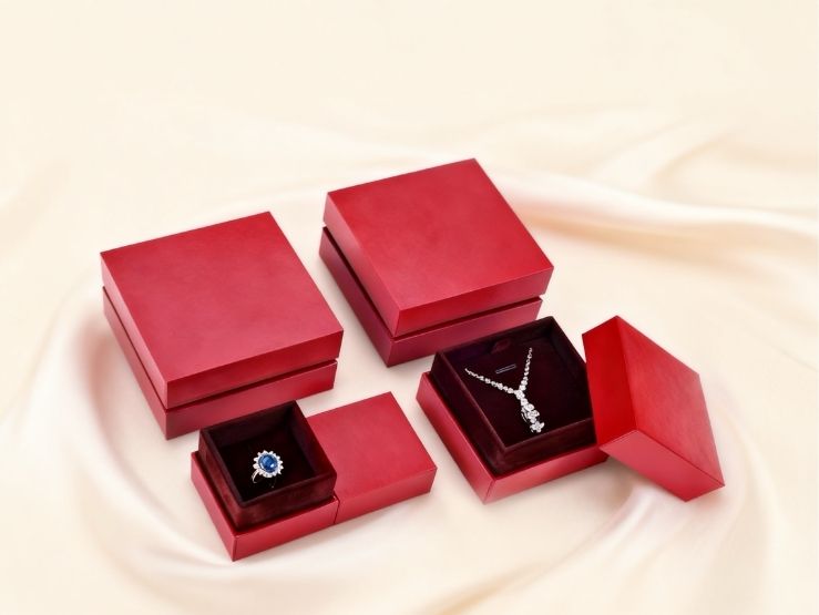 Paper jewelry boxes are not the same as general paper boxes