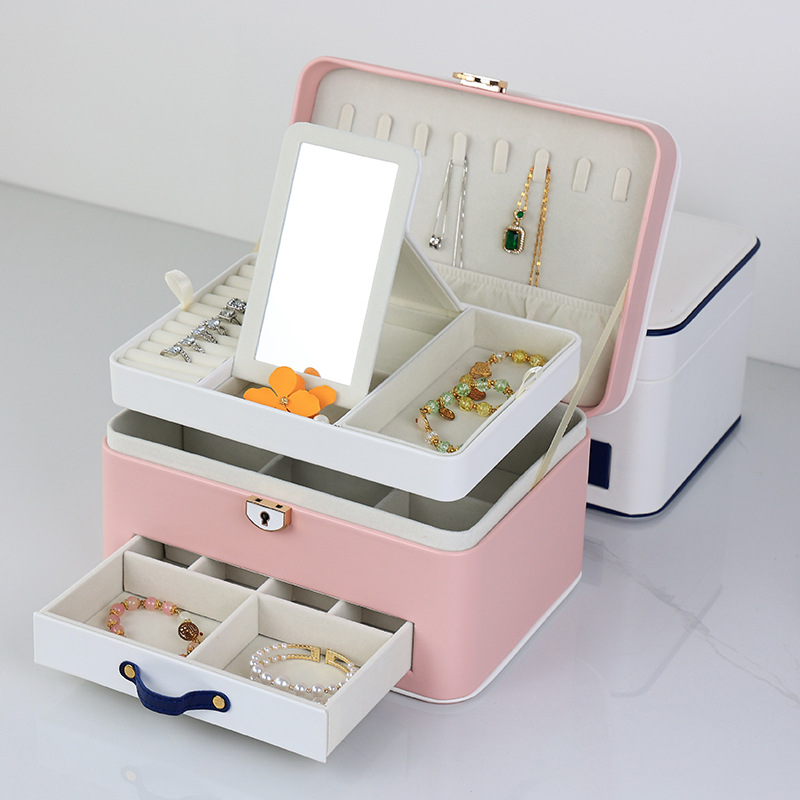 Stock Jewelry organizer box with cartoon pattern