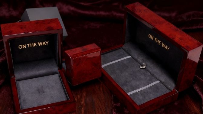 CUSTOMIZE YOUR WOODEN JEWELRY BOXES AT ONTHEWAY