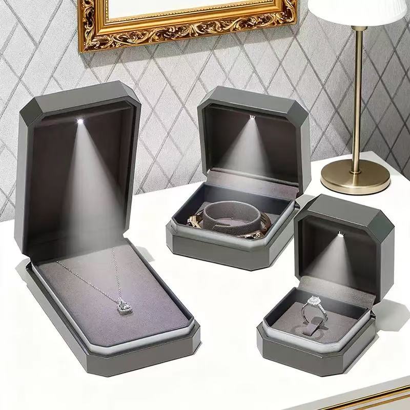 Custom Jewelry Boxes Wholesale 03