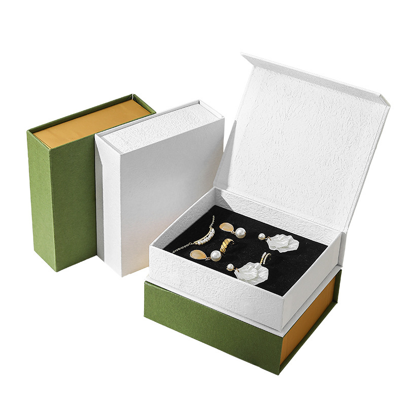 Magnetic Closure Boxes