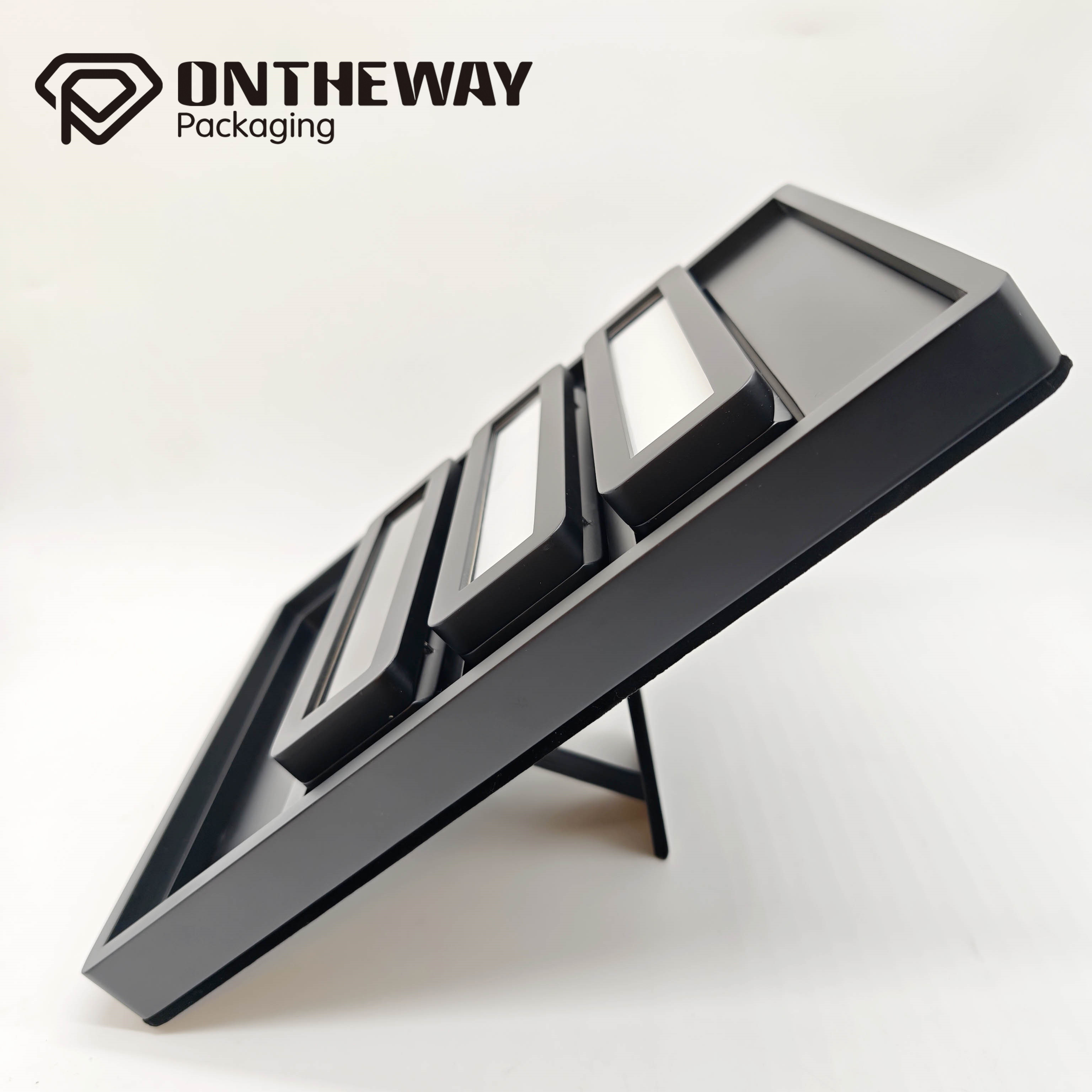 gemstone case displays2