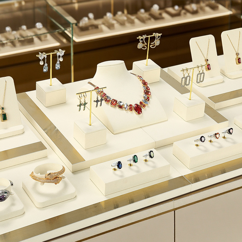 jewelry display set Brand Integration