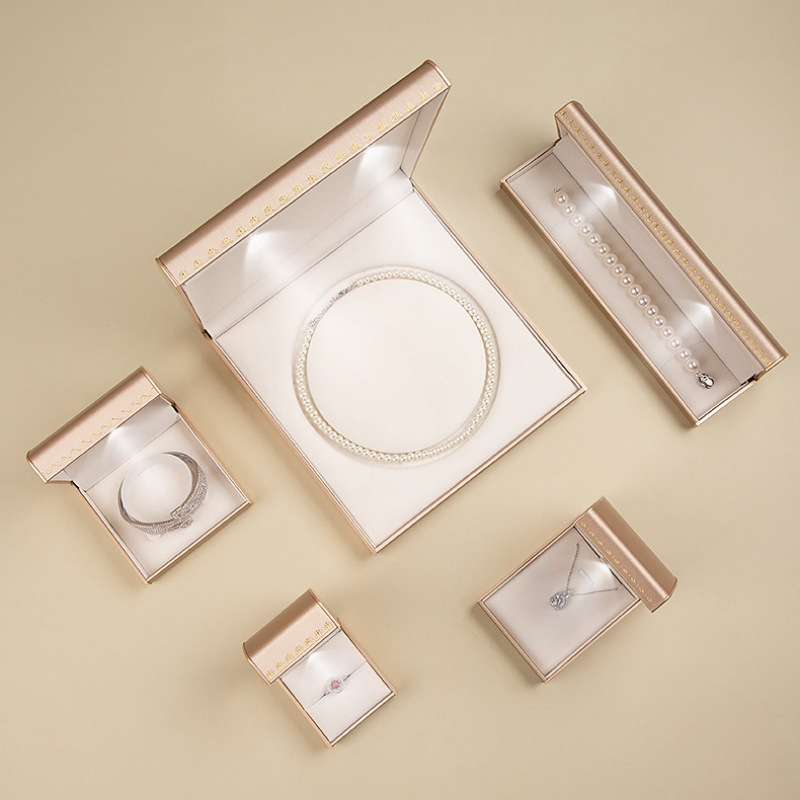 led jewelry box Selection of Material