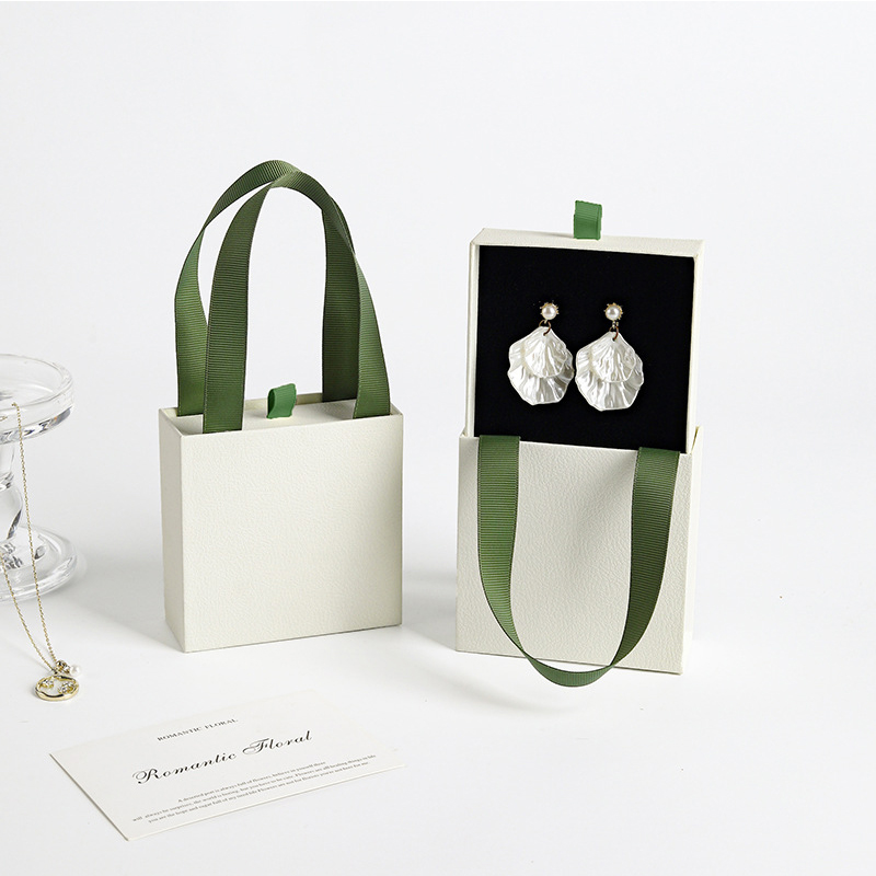 paper mache jewelry box (18)