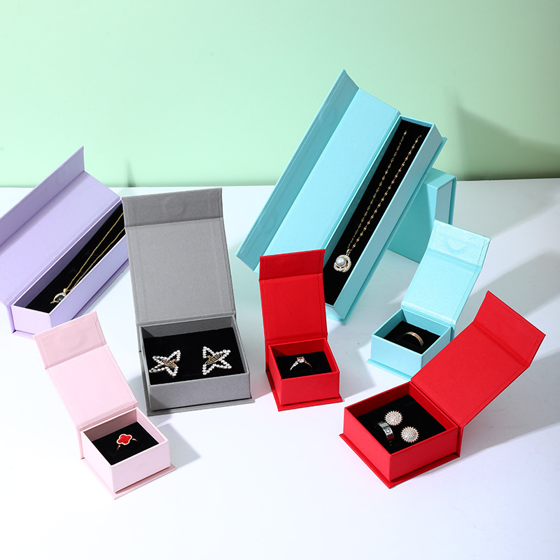 small paper jewelry boxes 1